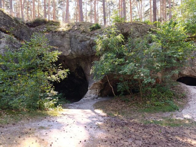 Sandsteinhöhlen